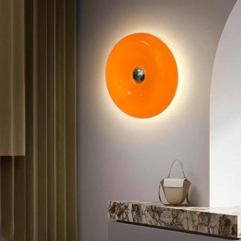 Creatieve crème-oranje woonkam - Glass Bed recensie en prijs