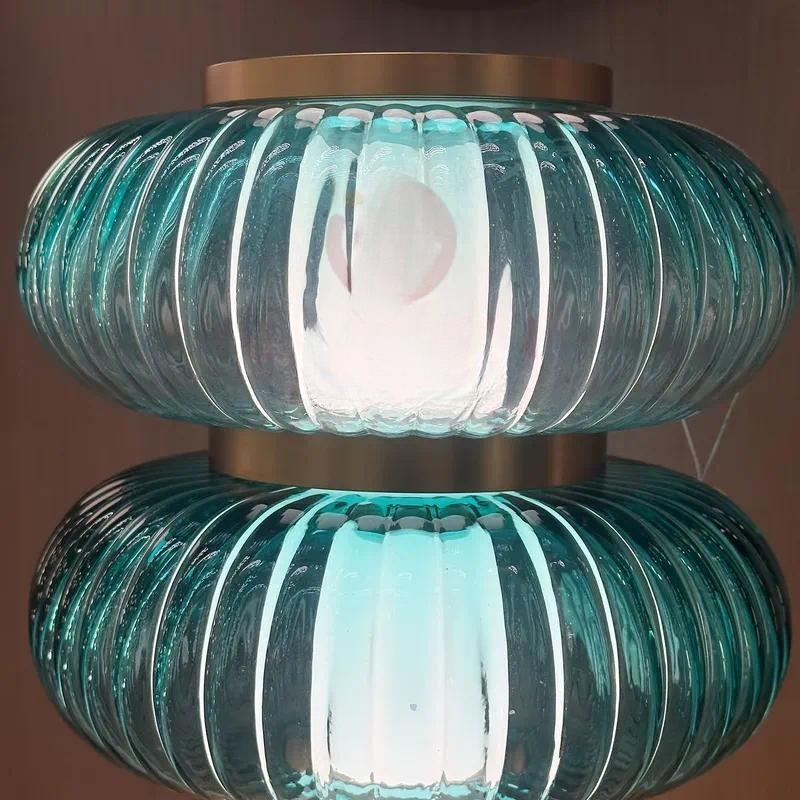 Moderne, eenvoudige tafellamp  - Glass Bed recensie en prijs